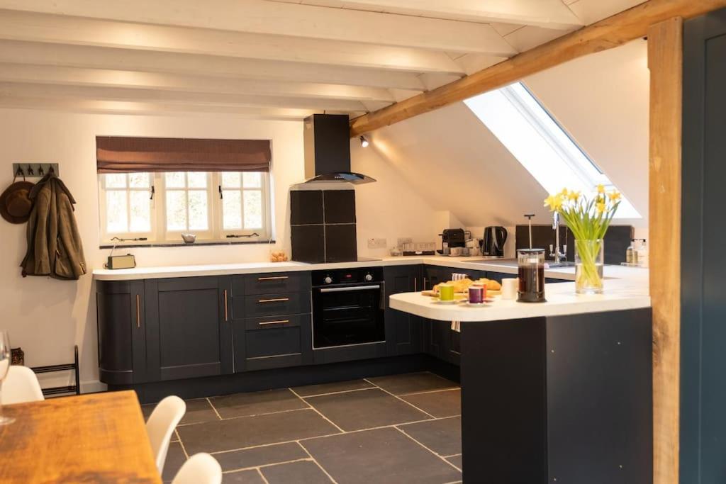 Villa The Piggery Cowfold Esterno foto